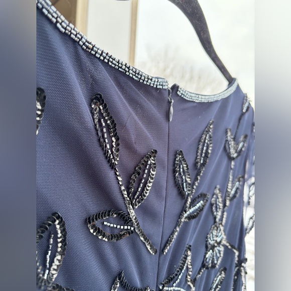 🆕Adrianna Papell Navy Beaded Floral Mesh Gown Blouson Bodice Formal Dress Size 6 - Picture 10 of 16